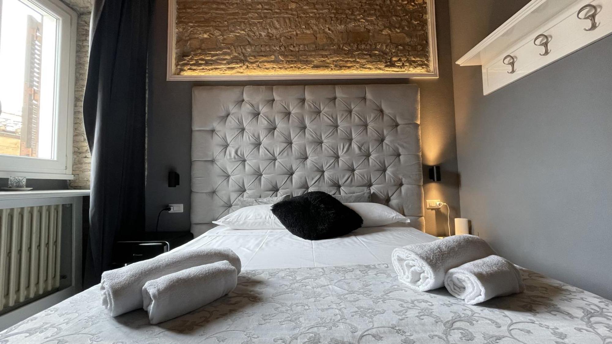 Rhome Luxury Suite — Photos 2